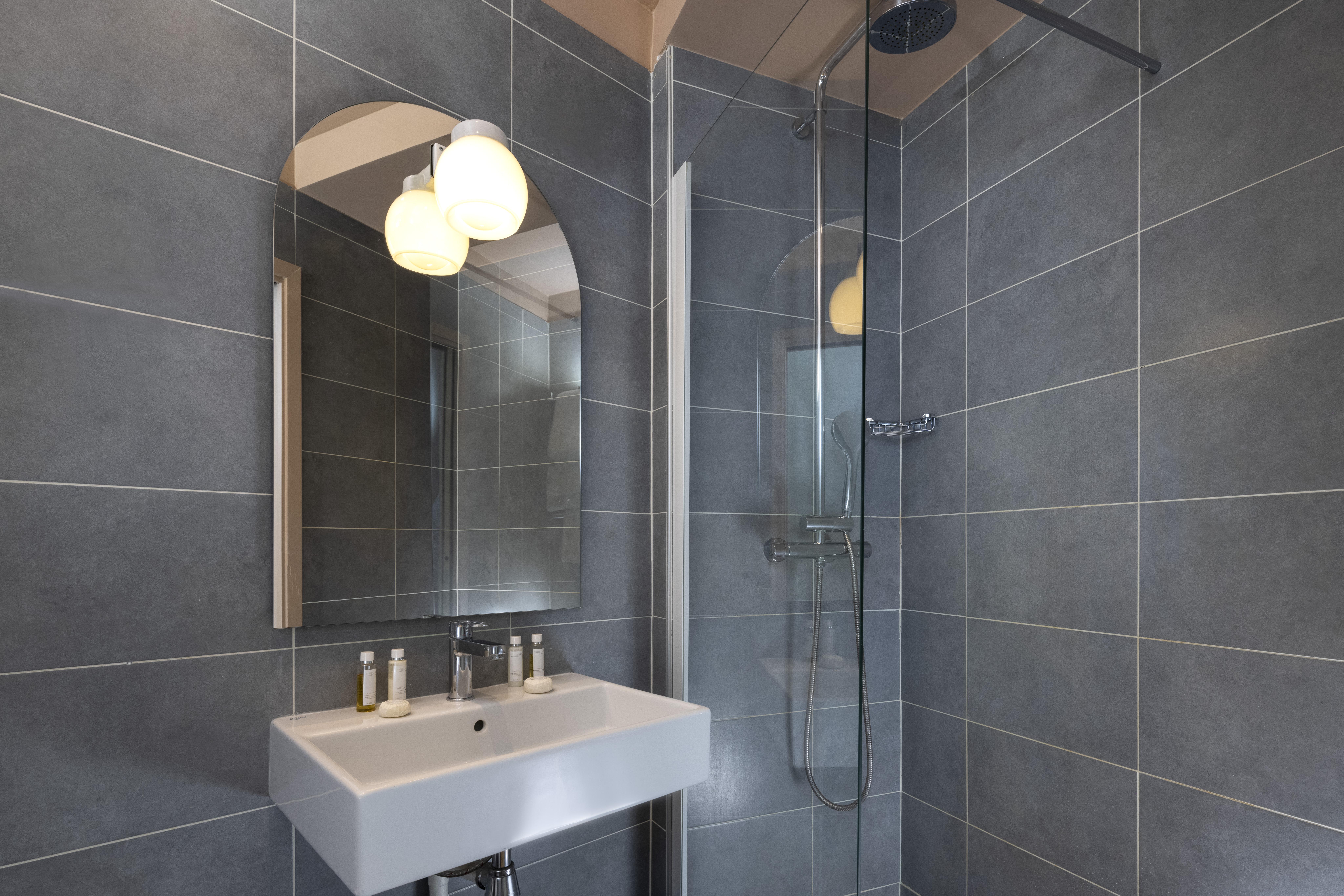 Hotel Fior D'Aliza Париж Екстериор снимка